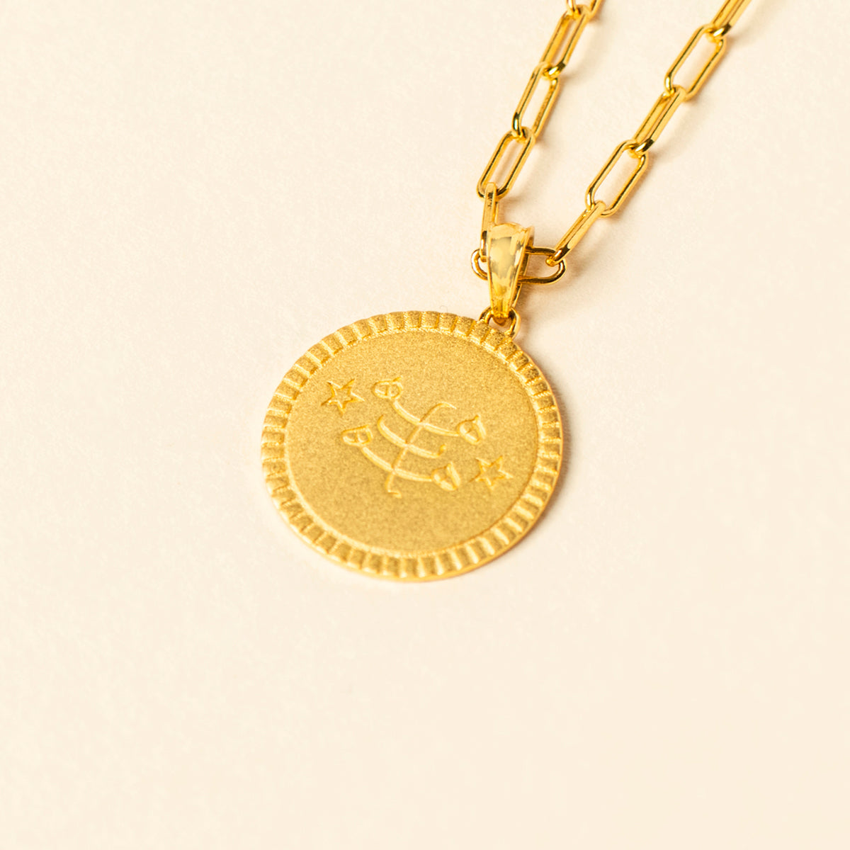 Radiant Shine Necklace Gold Vermeil
