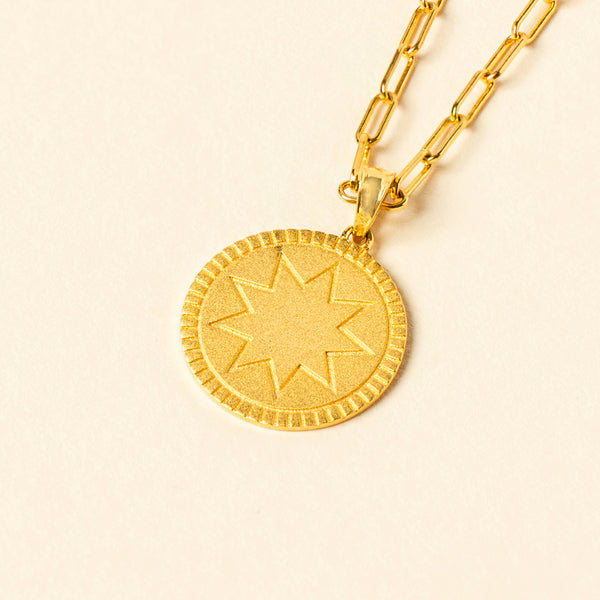 Star of the Sun Necklace Gold