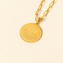 Radiant Shine Necklace Gold